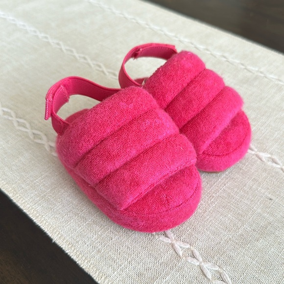 Baby Gap Hot Pink Slippers 6-12 Months - Picture 1 of 3